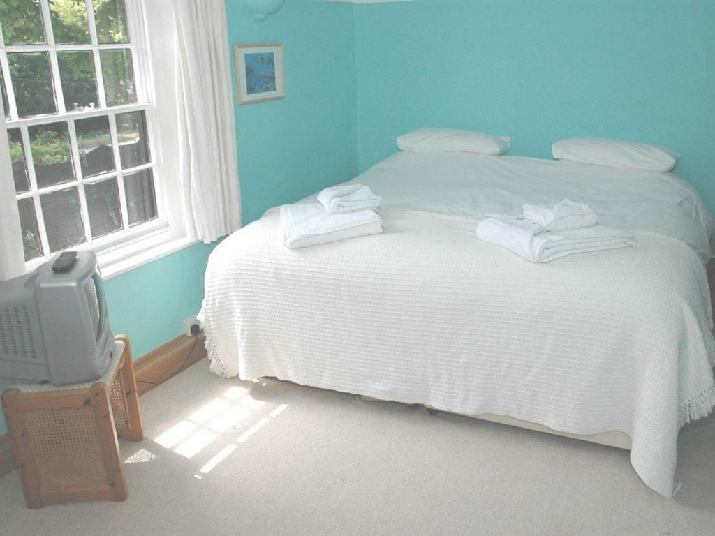 The White House Bed & Breakfast Takeley Екстериор снимка