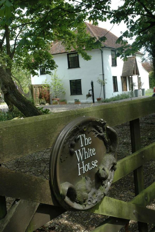 The White House Bed & Breakfast Takeley Екстериор снимка